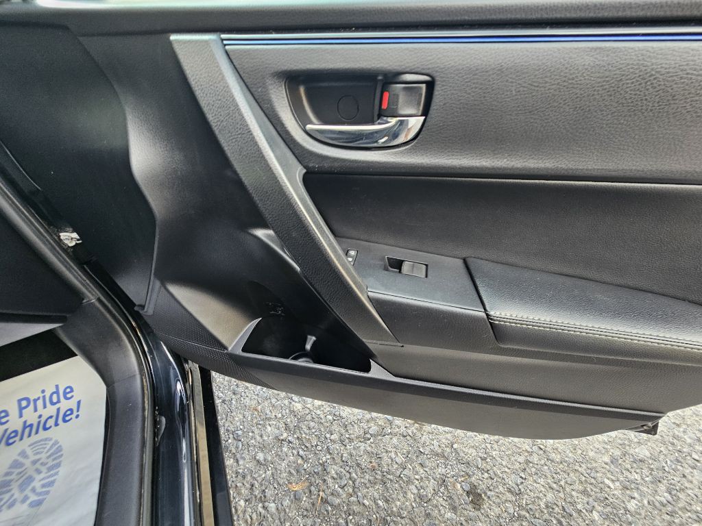 2019 Toyota Corolla Image 17