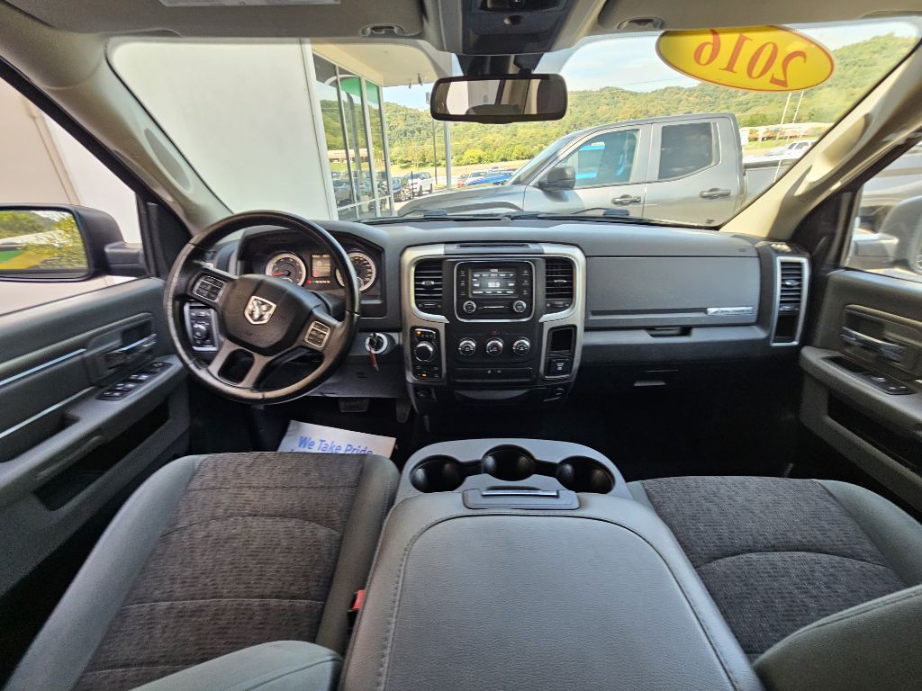 2016 RAM 1500 Image 8
