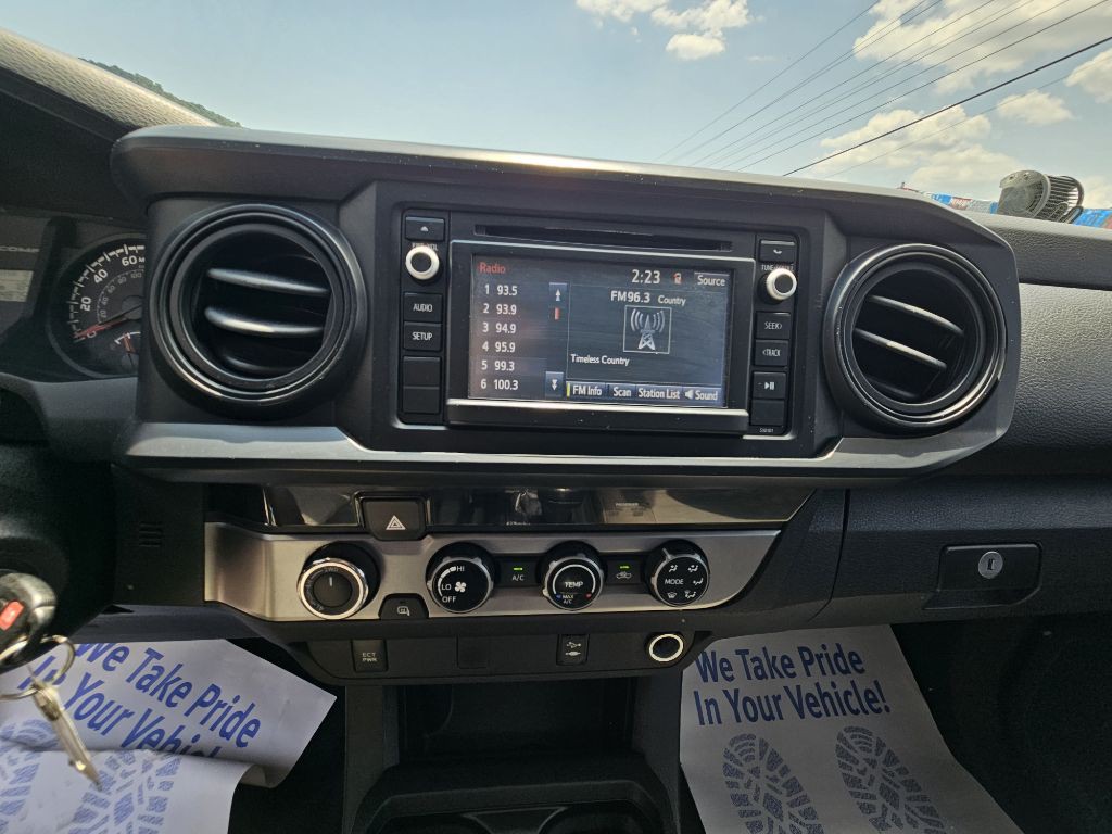 2016 Toyota Tacoma Image 7