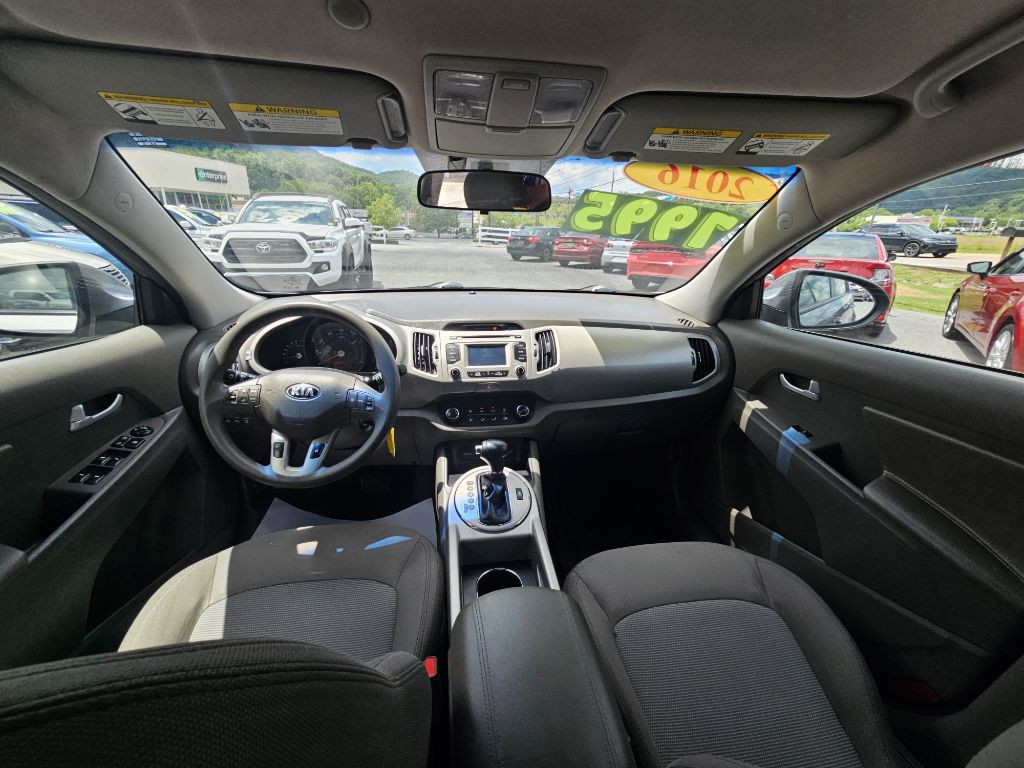 2016 Kia Sportage Image 8