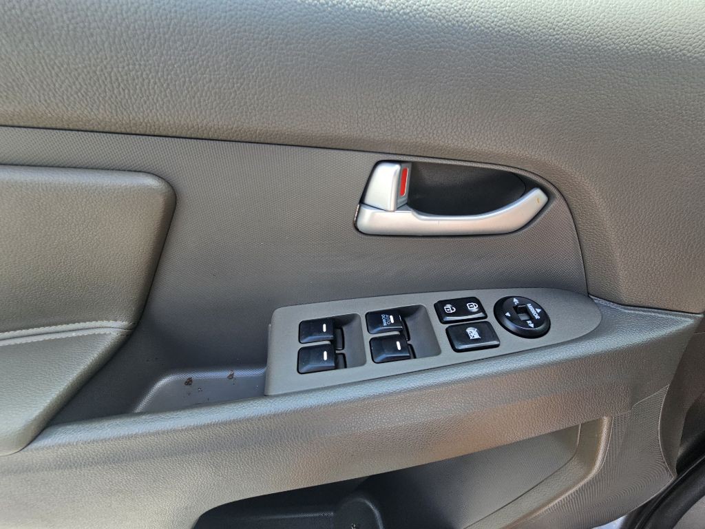 2016 Kia Sportage Image 16