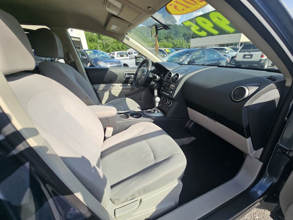 2015 Nissan Rogue Image 6