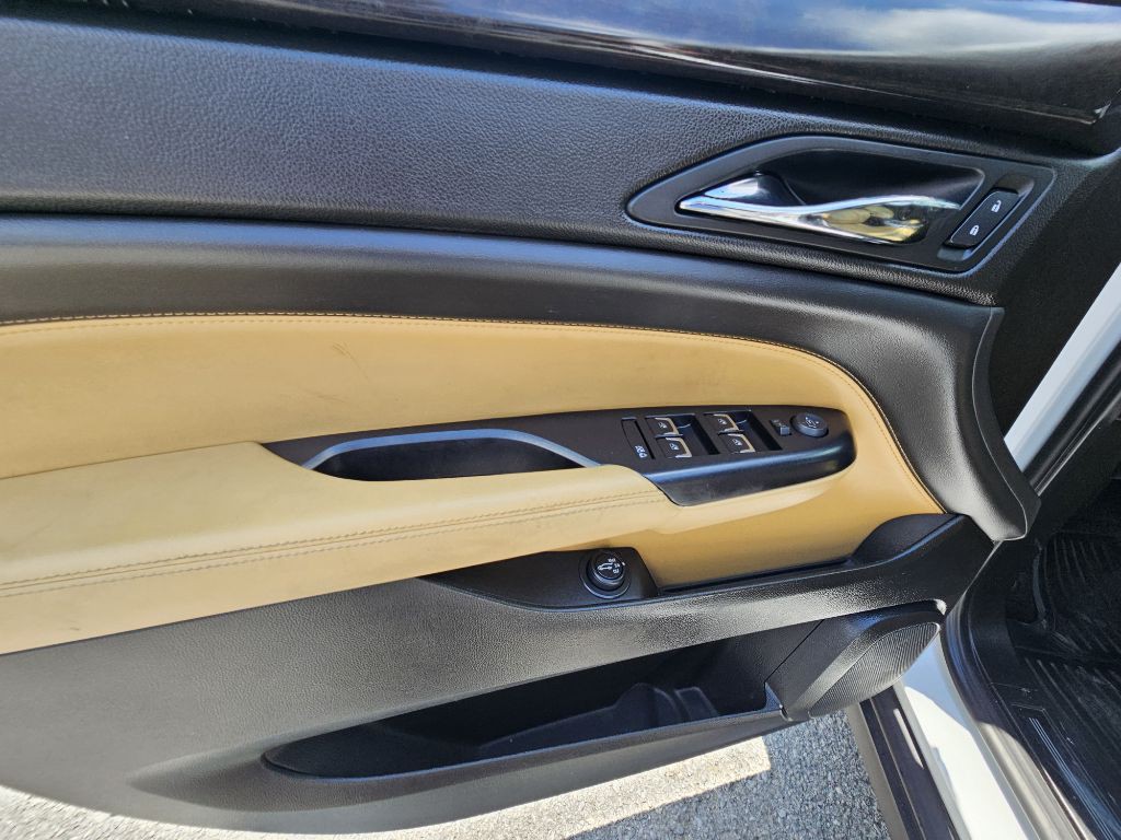 2014 Cadillac SRX Image 18