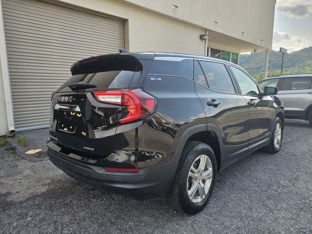 2022 GMC Terrain Image 4