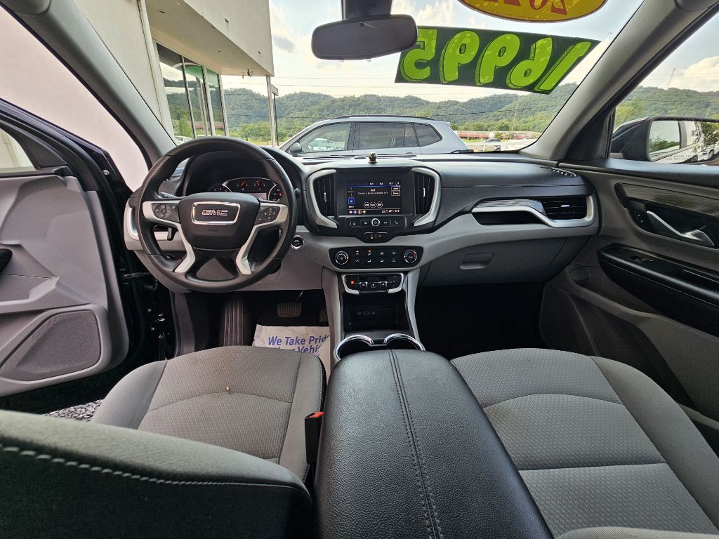 2022 GMC Terrain Image 8