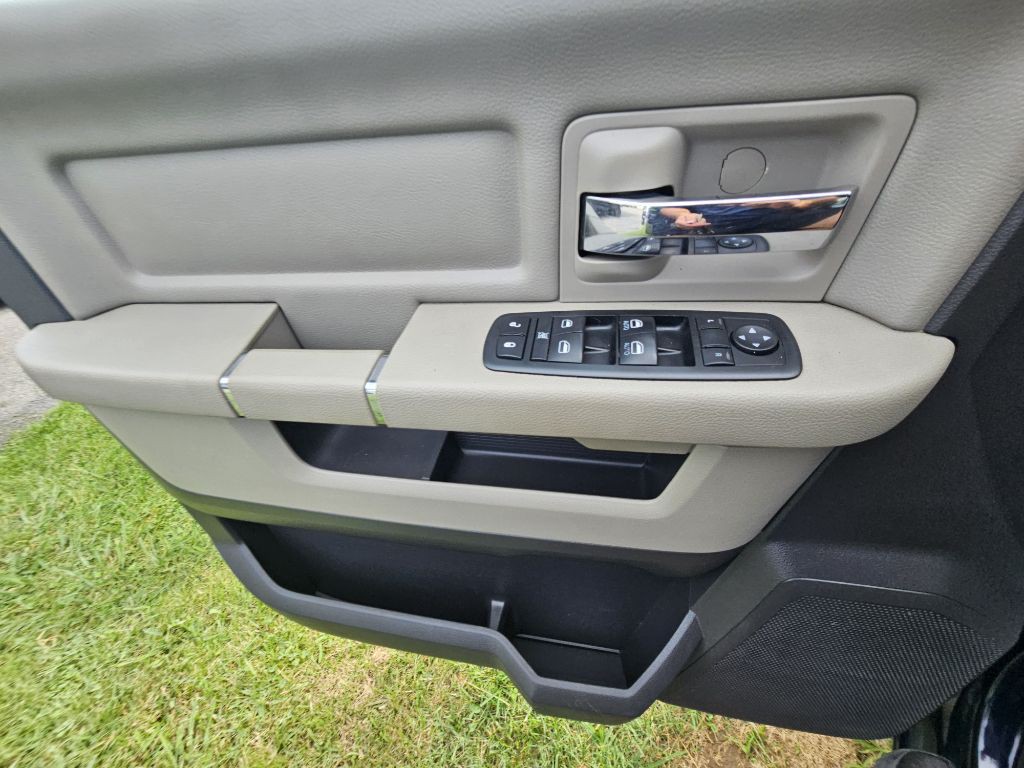 2012 RAM 1500 Image 15