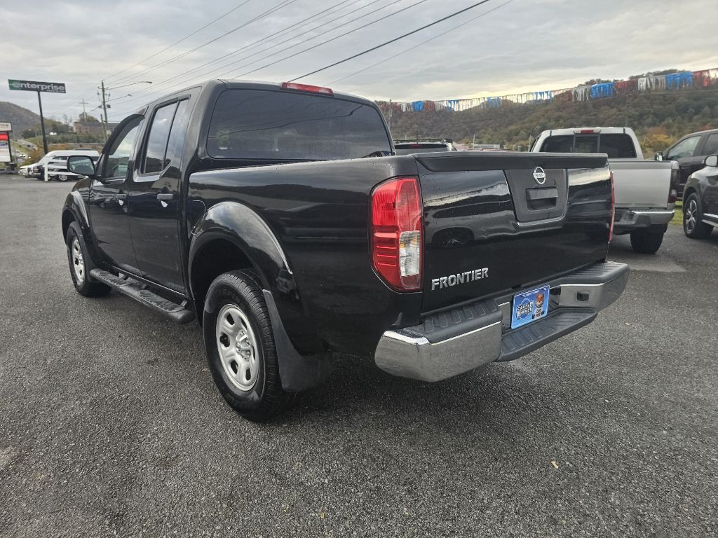 2015 Nissan Frontier Image 6