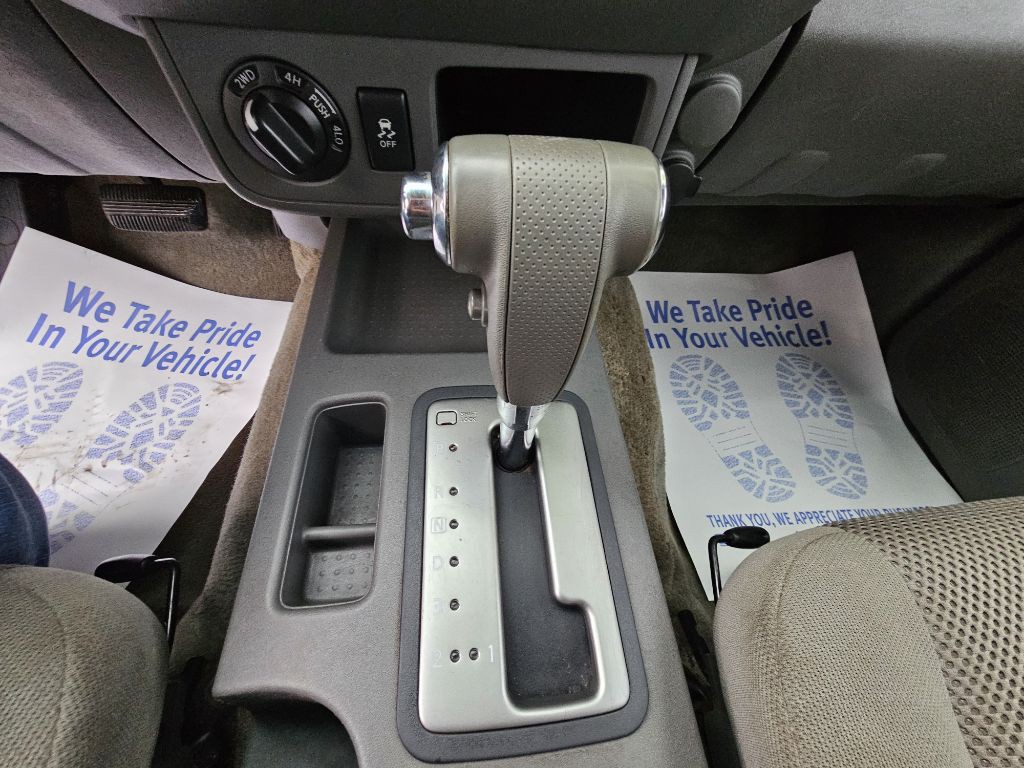 2015 Nissan Frontier Image 14