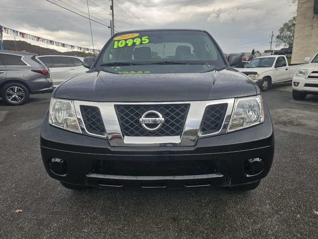 2015 Nissan Frontier Image 2