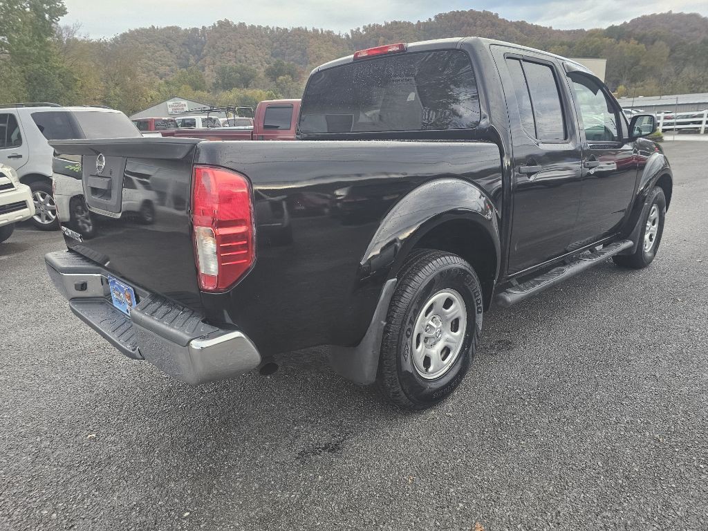 2015 Nissan Frontier Image 4