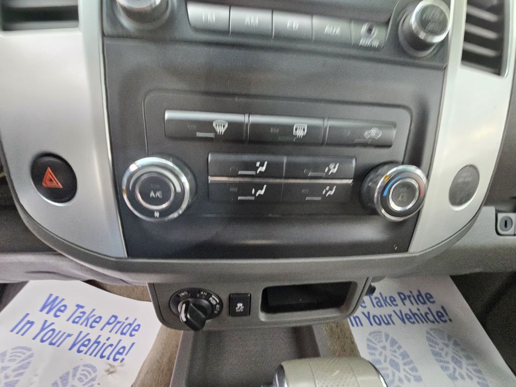2015 Nissan Frontier Image 13