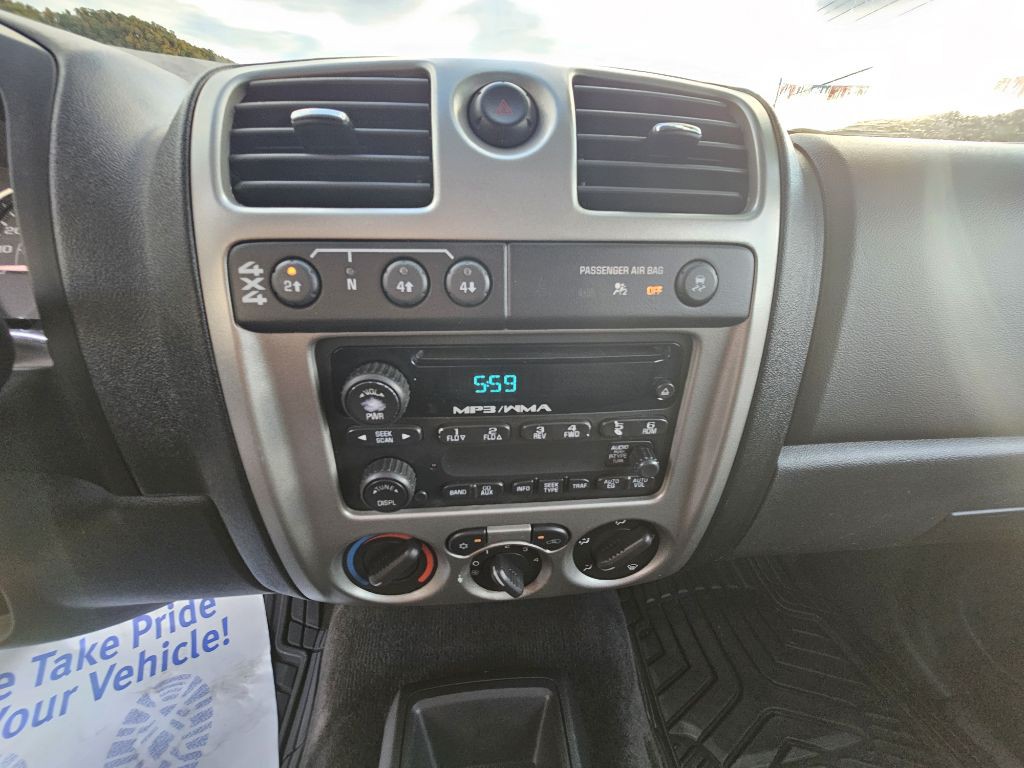 2010 Chevrolet Colorado Image 11