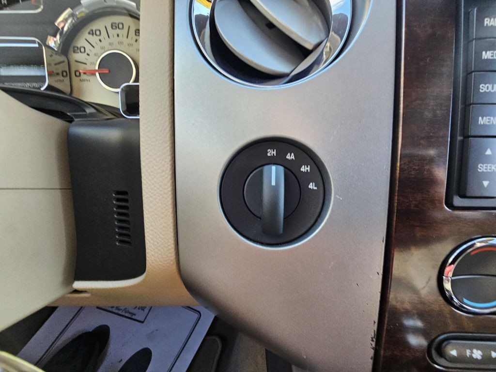 2013 Ford Expedition Image 17