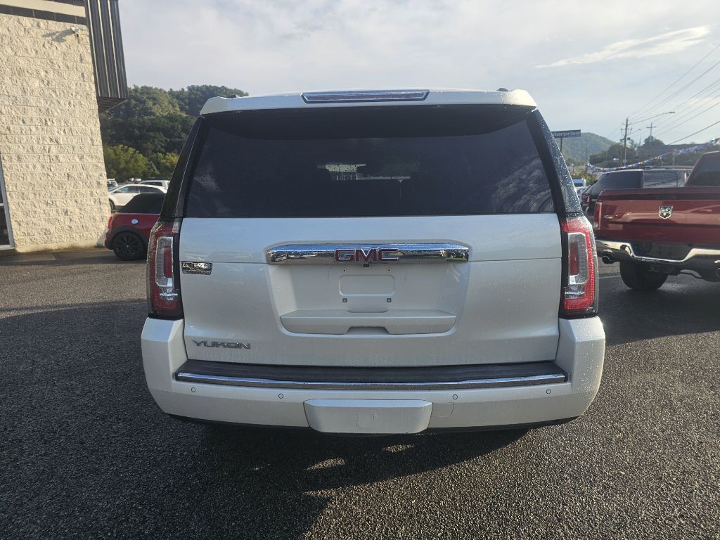 2015 GMC Yukon Image 2