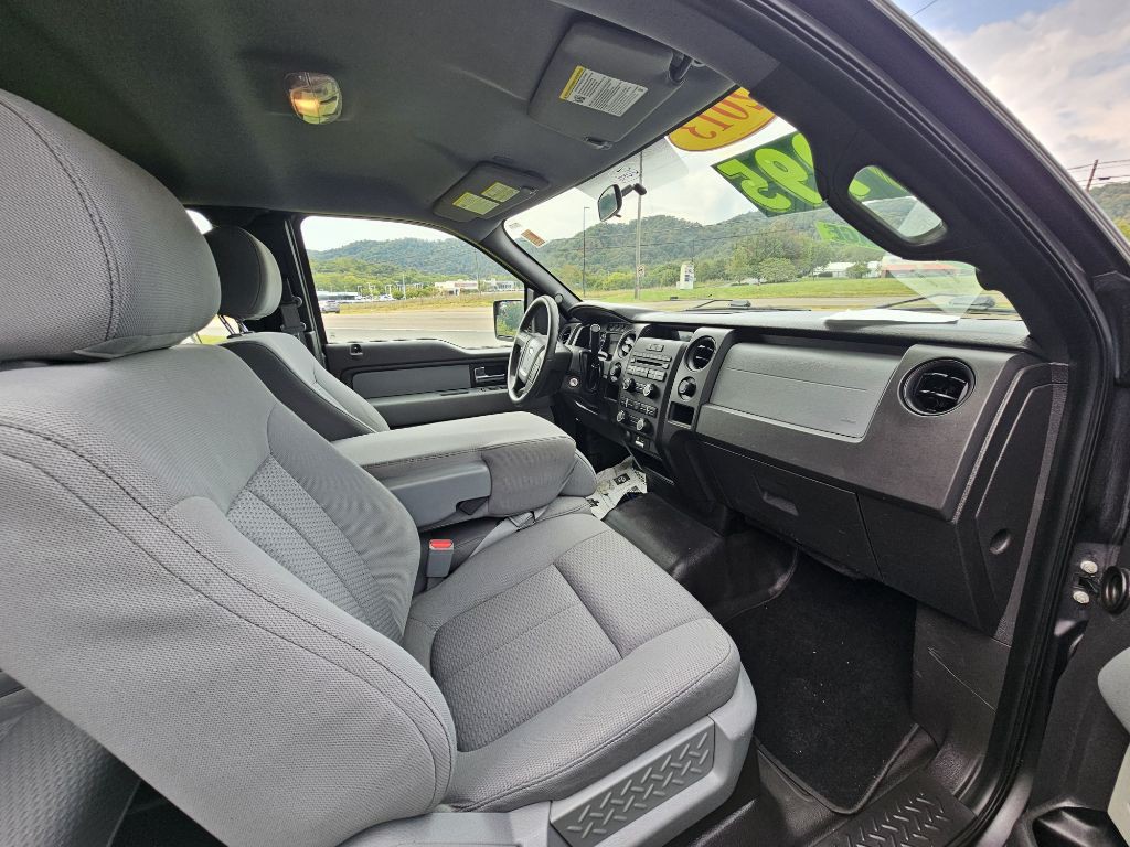 2013 Ford F-150 Image 9