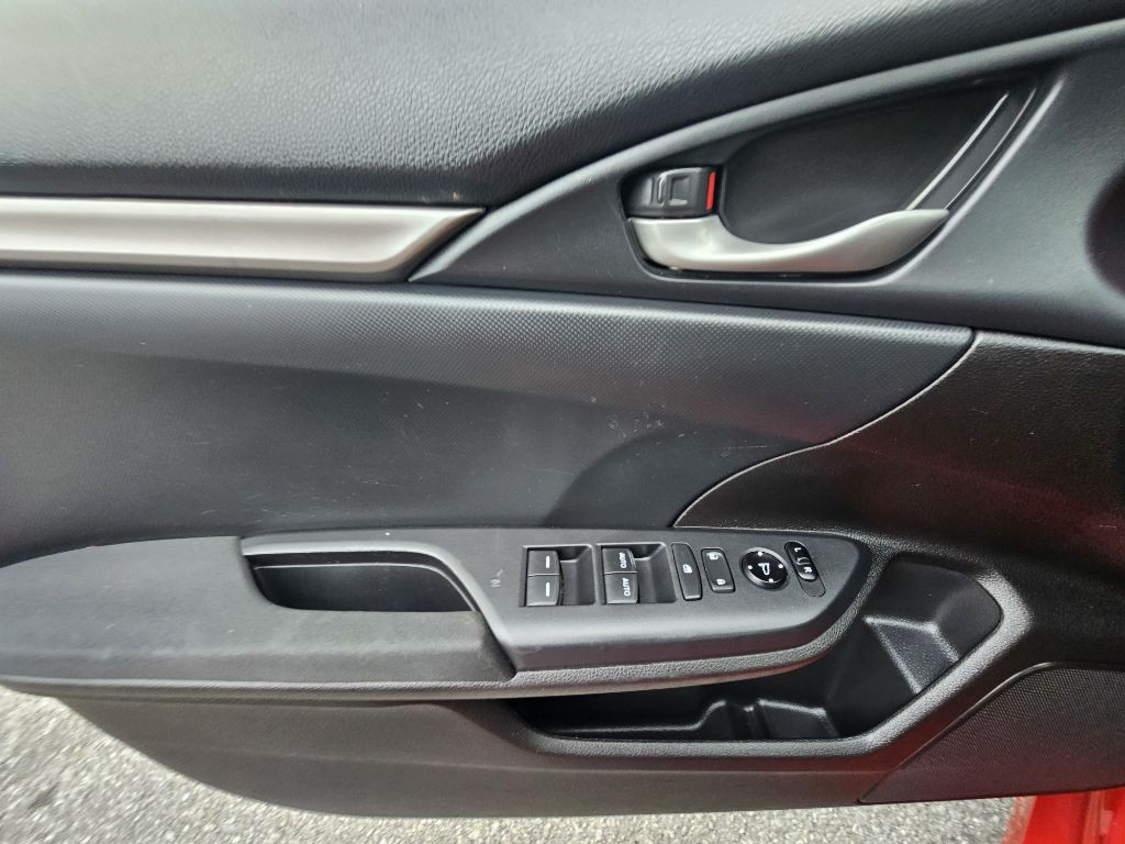 2018 Honda Civic Image 12