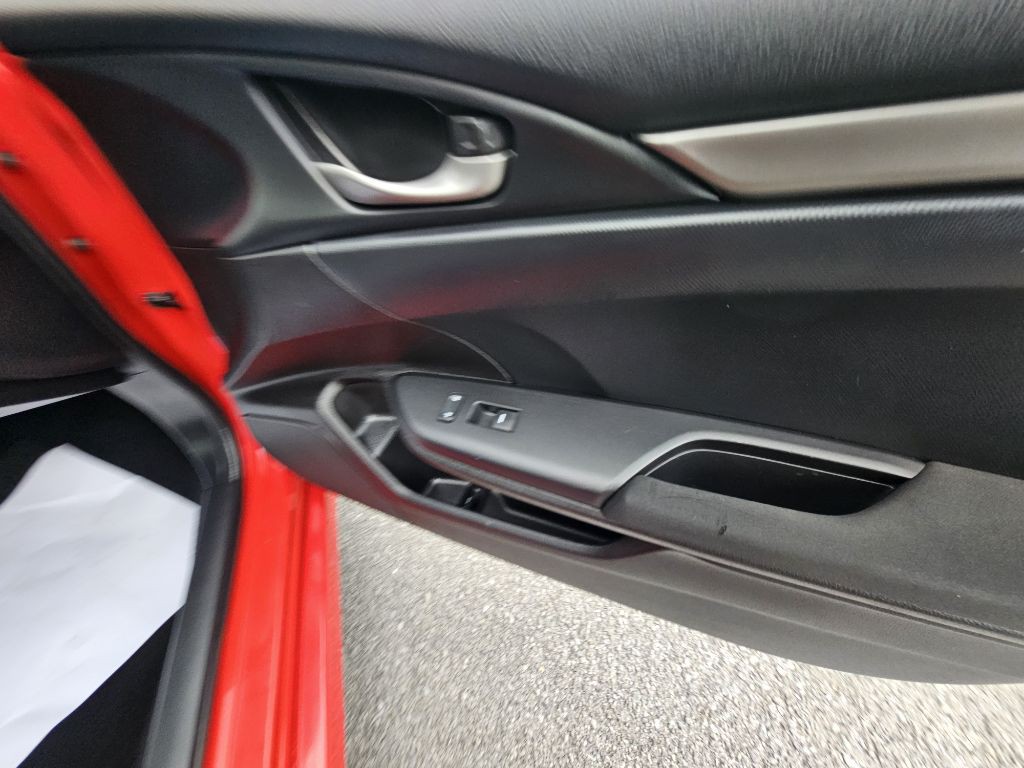 2018 Honda Civic Image 13