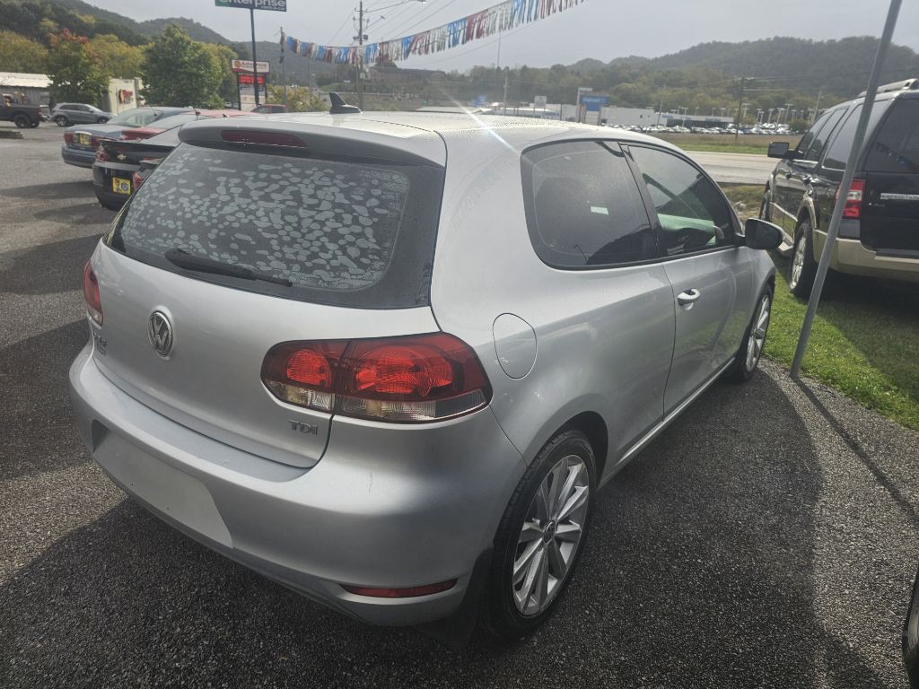 2012 Volkswagen Golf Image 4