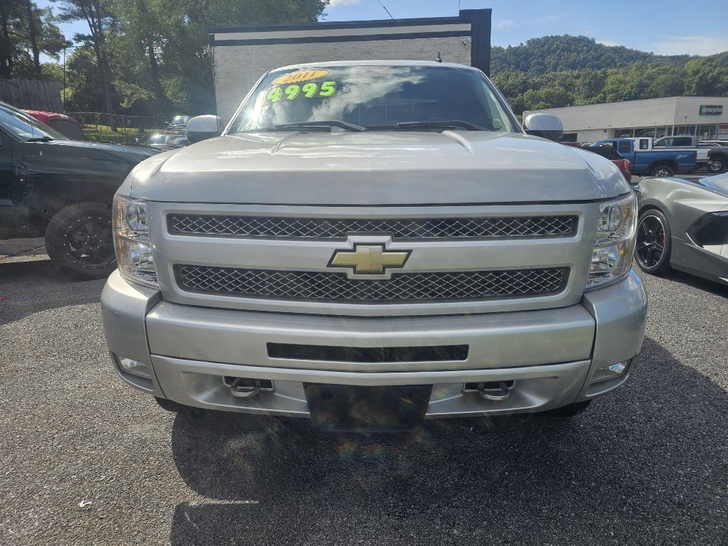 2011 Chevrolet Silverado 1500 Image 2