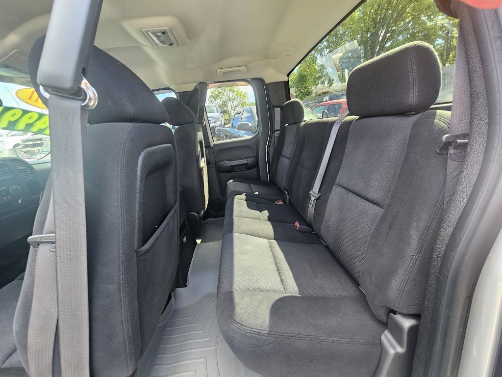 2011 Chevrolet Silverado 1500 Image 10