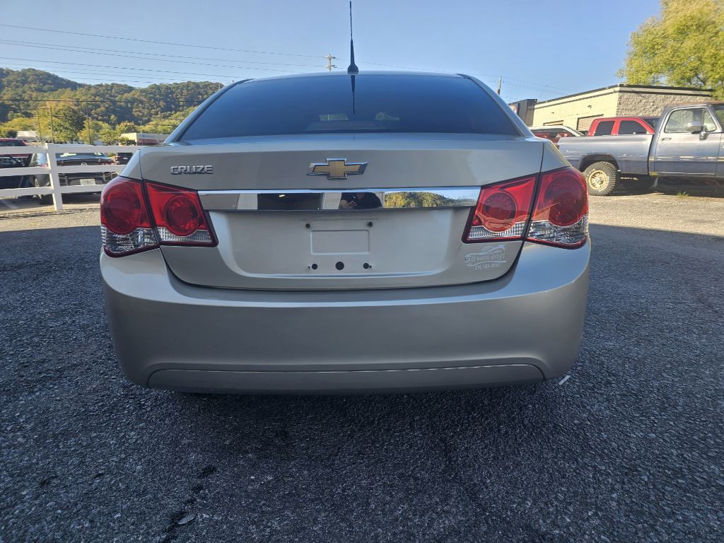 2014 Chevrolet Cruze Image 5