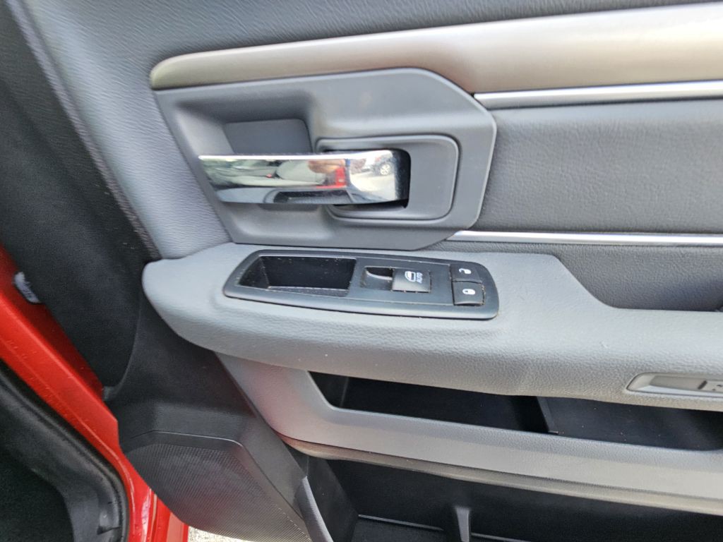 2013 RAM 1500 Image 14