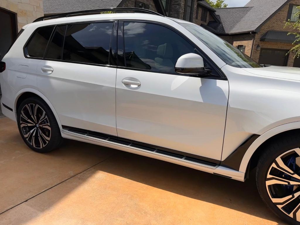 2024 BMW X7 Image 17