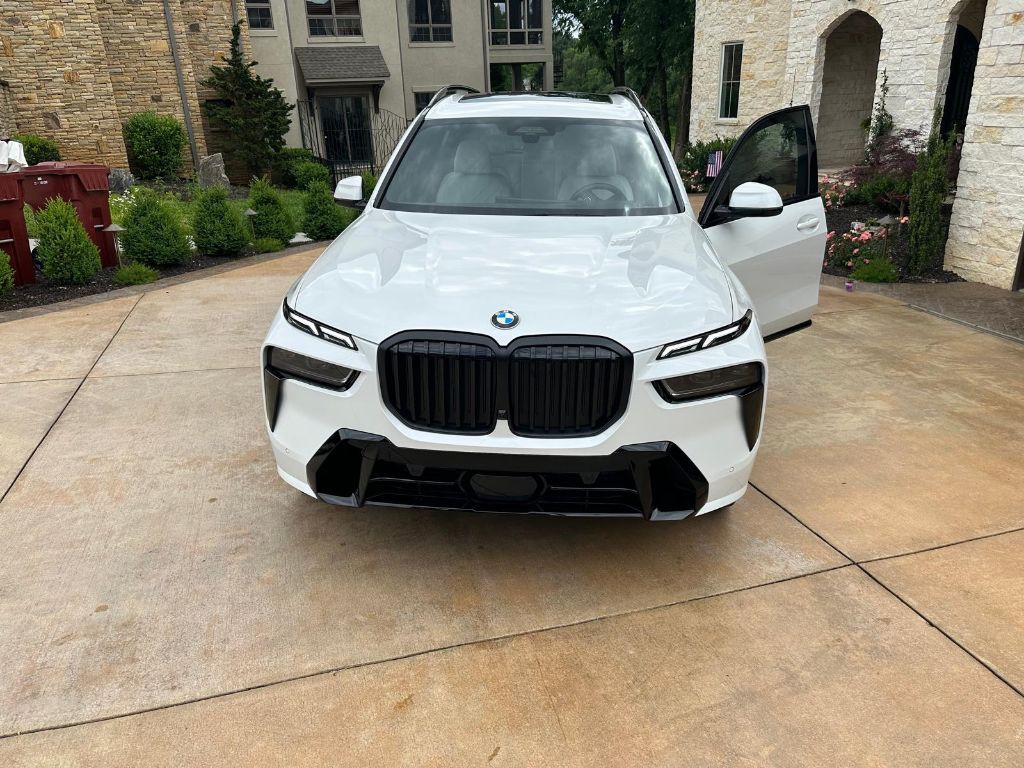 2024 BMW X7 Image 19