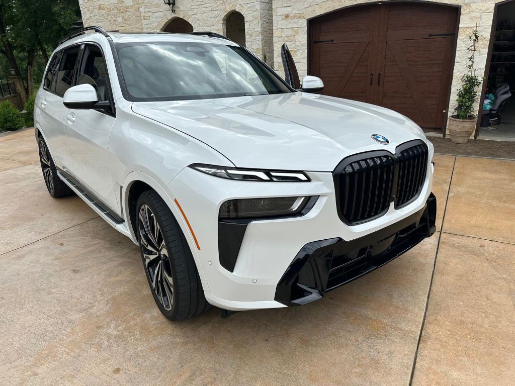 2024 BMW X7 Image 20