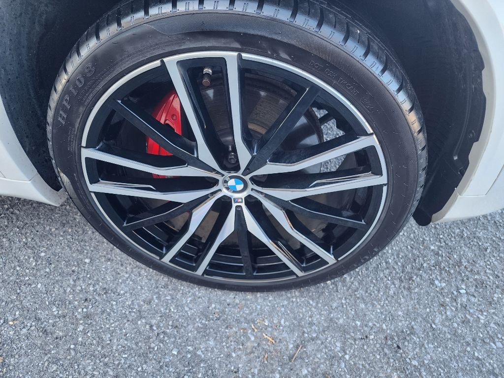 2021 BMW X5 Image 25