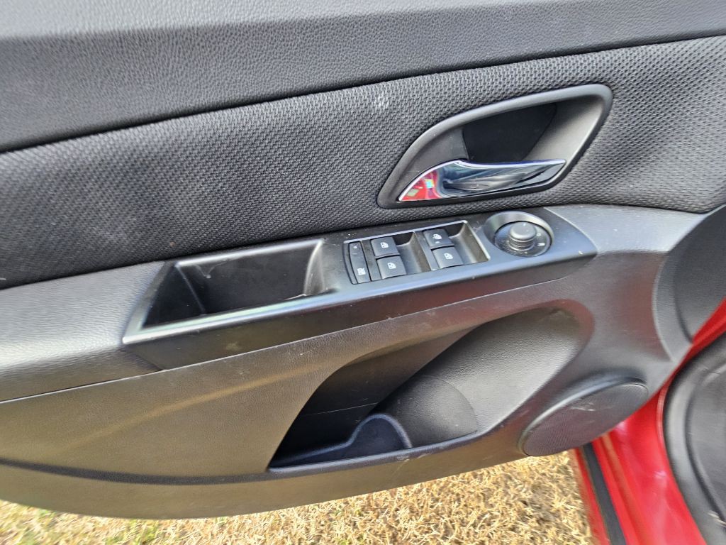 2014 Chevrolet Cruze Image 14