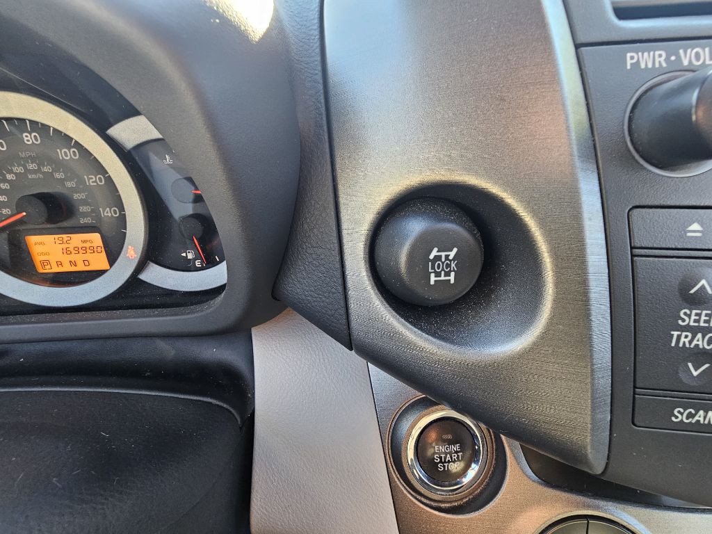 2009 Toyota Rav4 Image 14