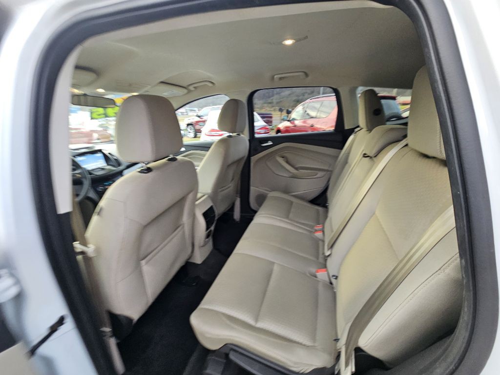 2017 Ford Escape Image 10