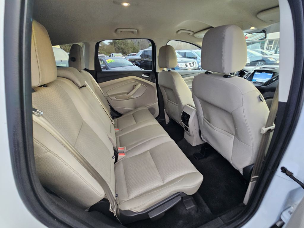 2017 Ford Escape Image 12