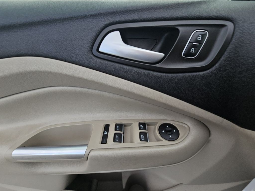 2017 Ford Escape Image 14