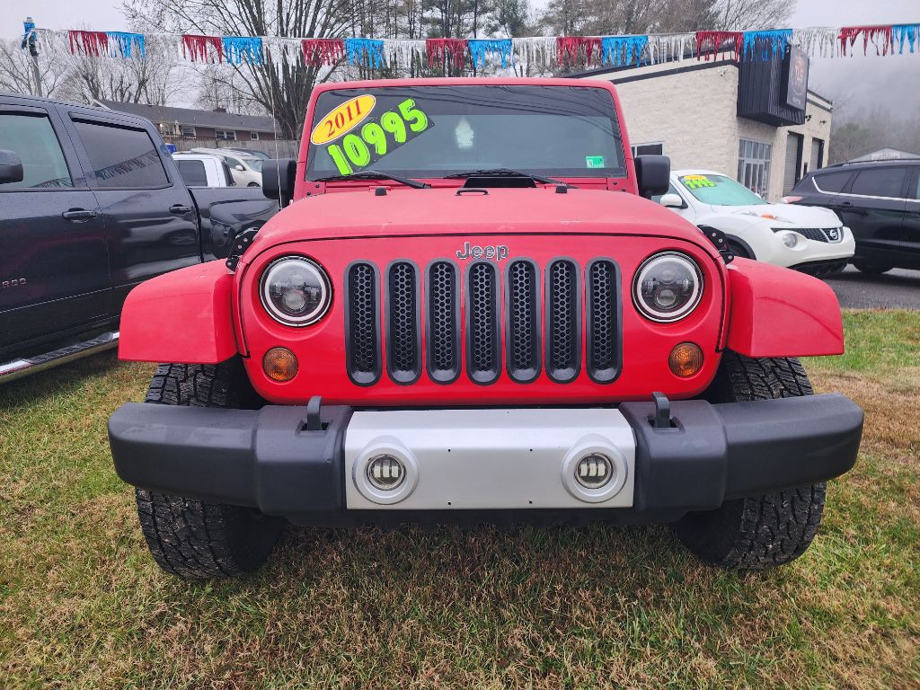2011 Jeep Wrangler Unlimited Image 2