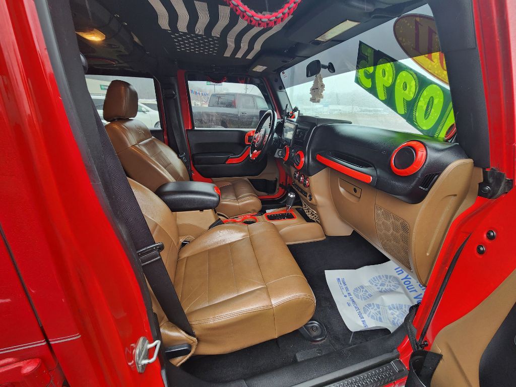 2011 Jeep Wrangler Unlimited Image 9