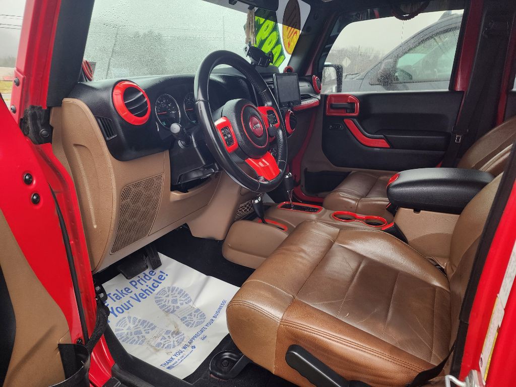 2011 Jeep Wrangler Unlimited Image 12