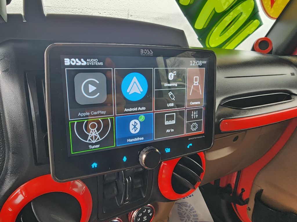 2011 Jeep Wrangler Unlimited Image 13