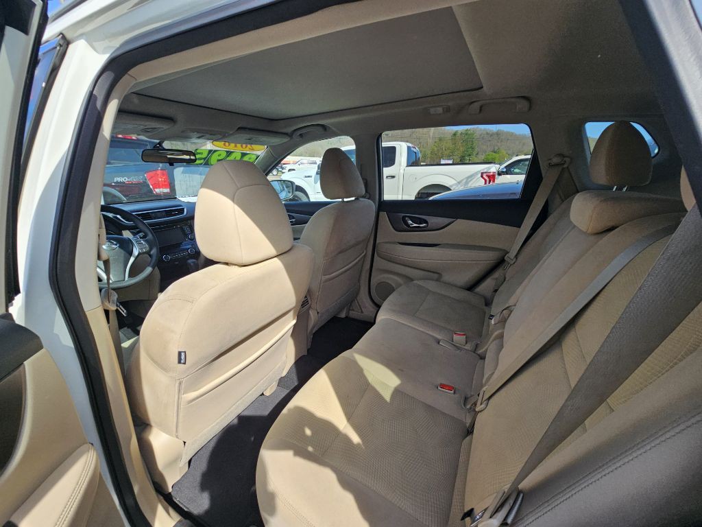 2016 Nissan Rogue Image 9