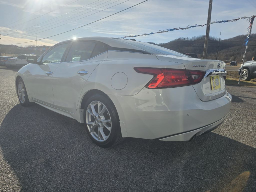 2016 Nissan Maxima Image 6