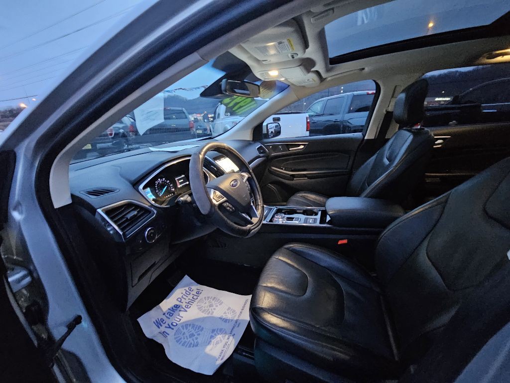 2019 Ford Edge Image 7