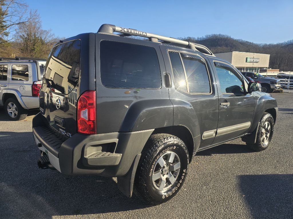 2011 Nissan Xterra Image 4