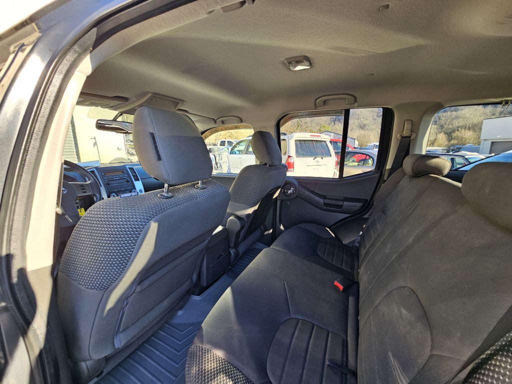 2011 Nissan Xterra Image 10