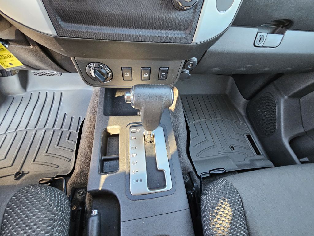 2011 Nissan Xterra Image 14