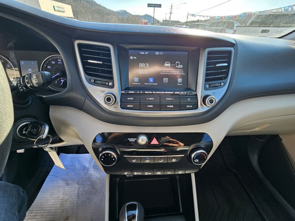 2018 Hyundai Tucson Image 8
