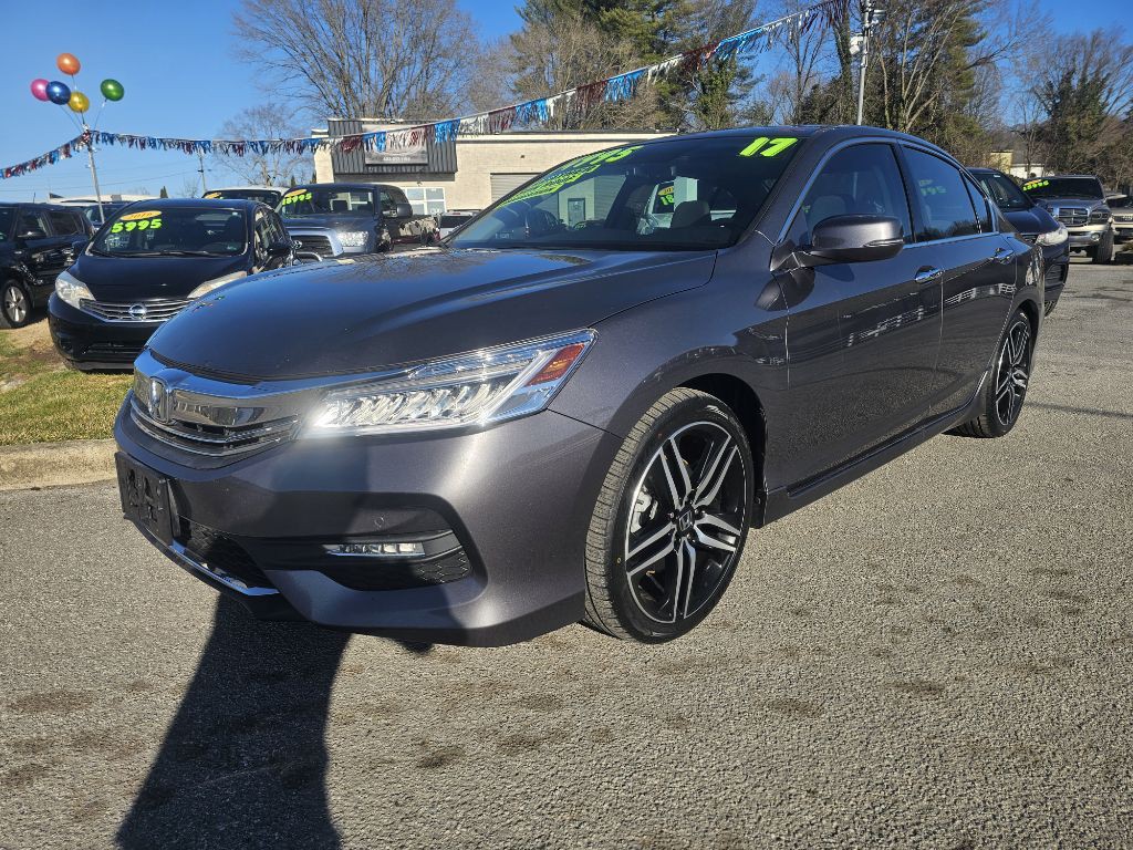2017 Honda Accord Image 1