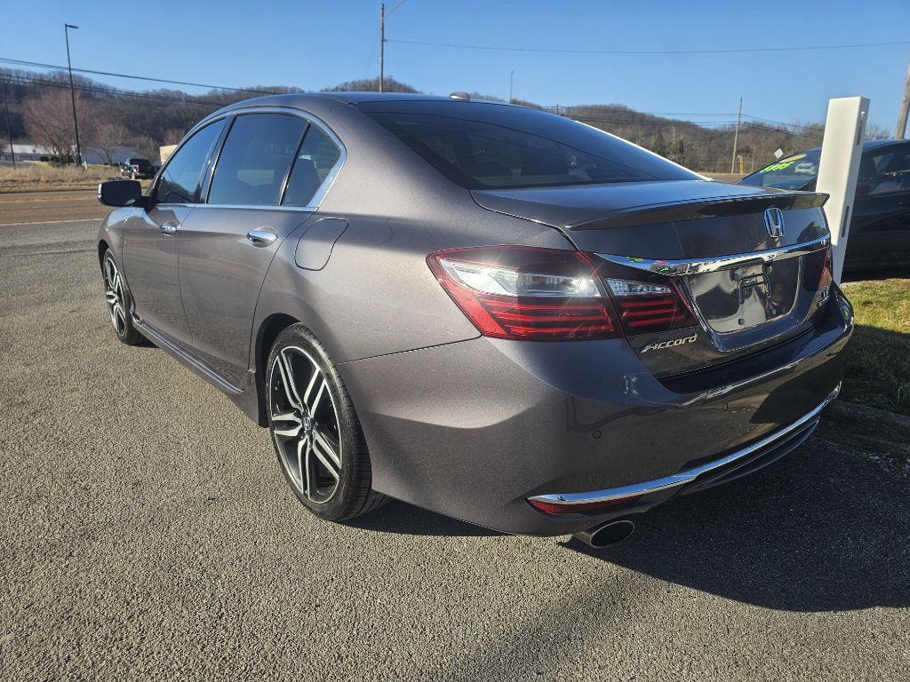 2017 Honda Accord Image 6