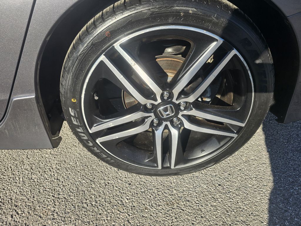 2017 Honda Accord Image 19