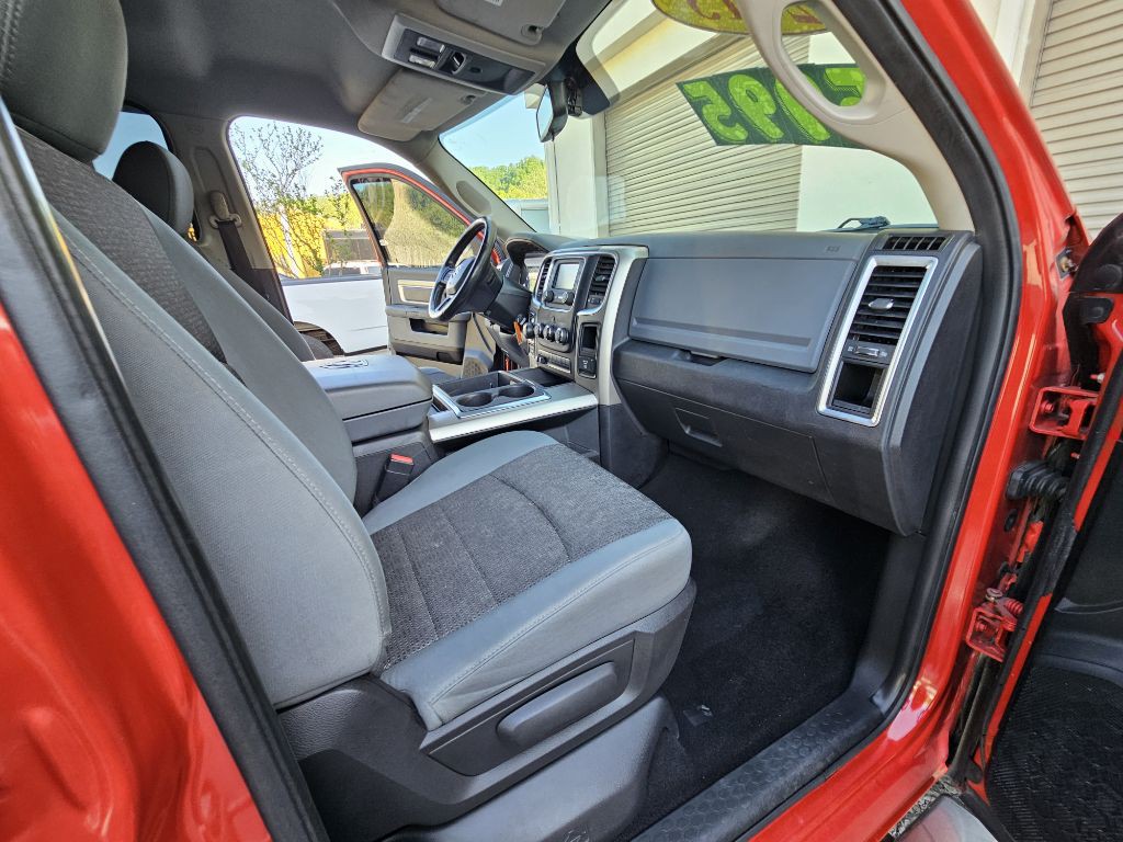 2013 RAM 1500 Image 9